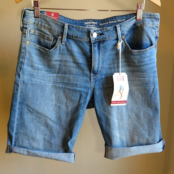 levi modern skinny shorts